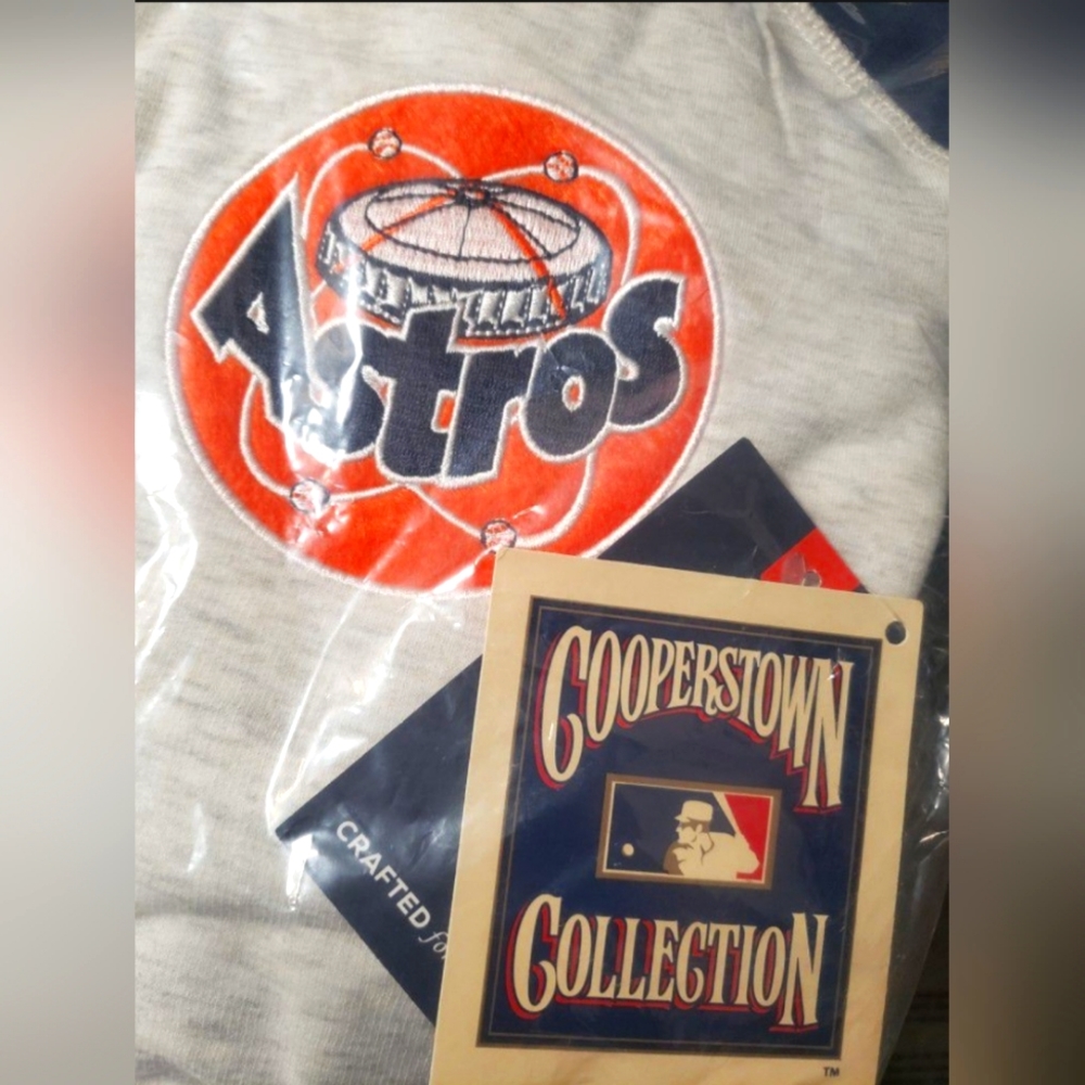 Astro hoodie jacket